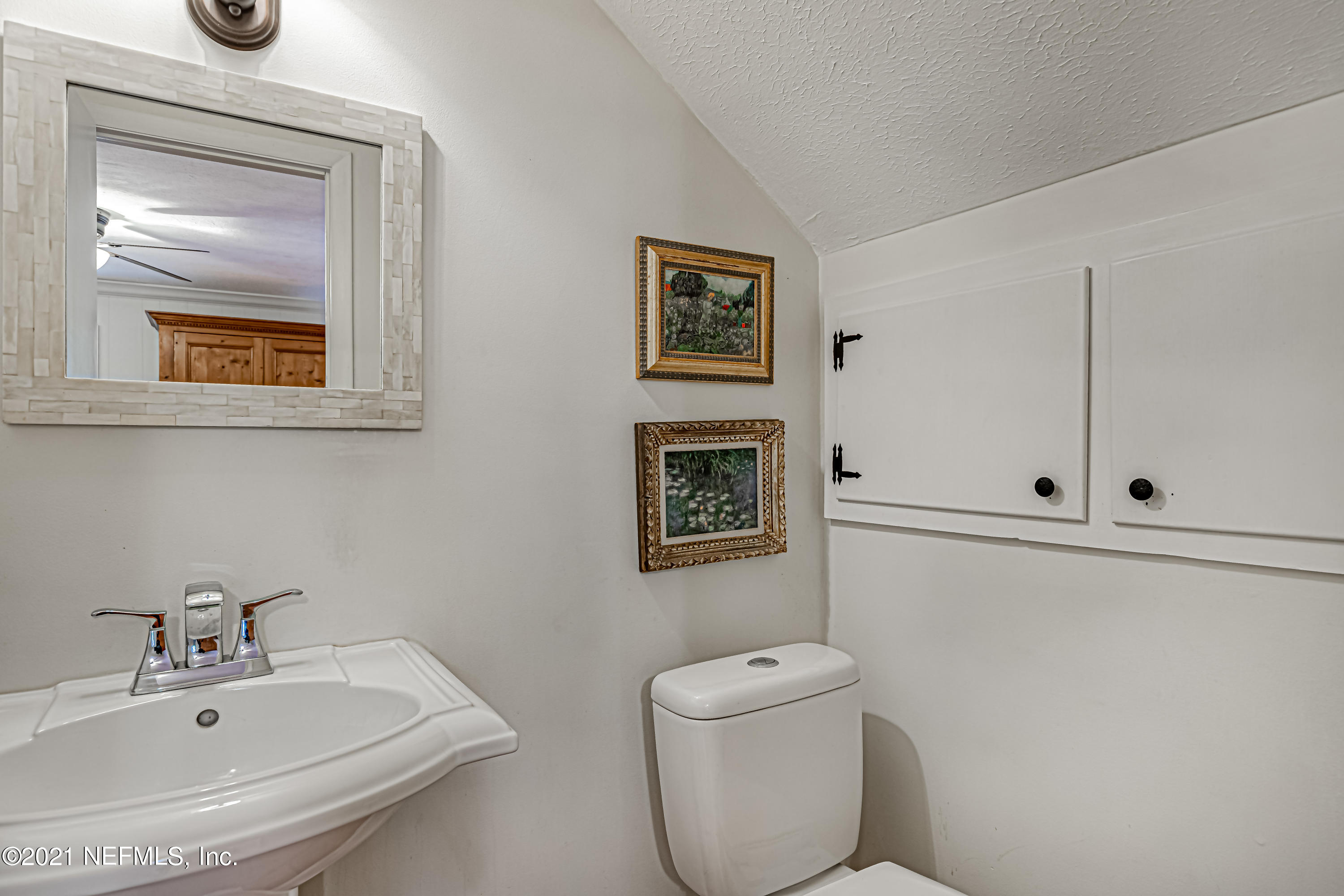 2548 Red Fox Road Orange Park, FL 32073 - Photo 25 of 40 25-Half Bathroom