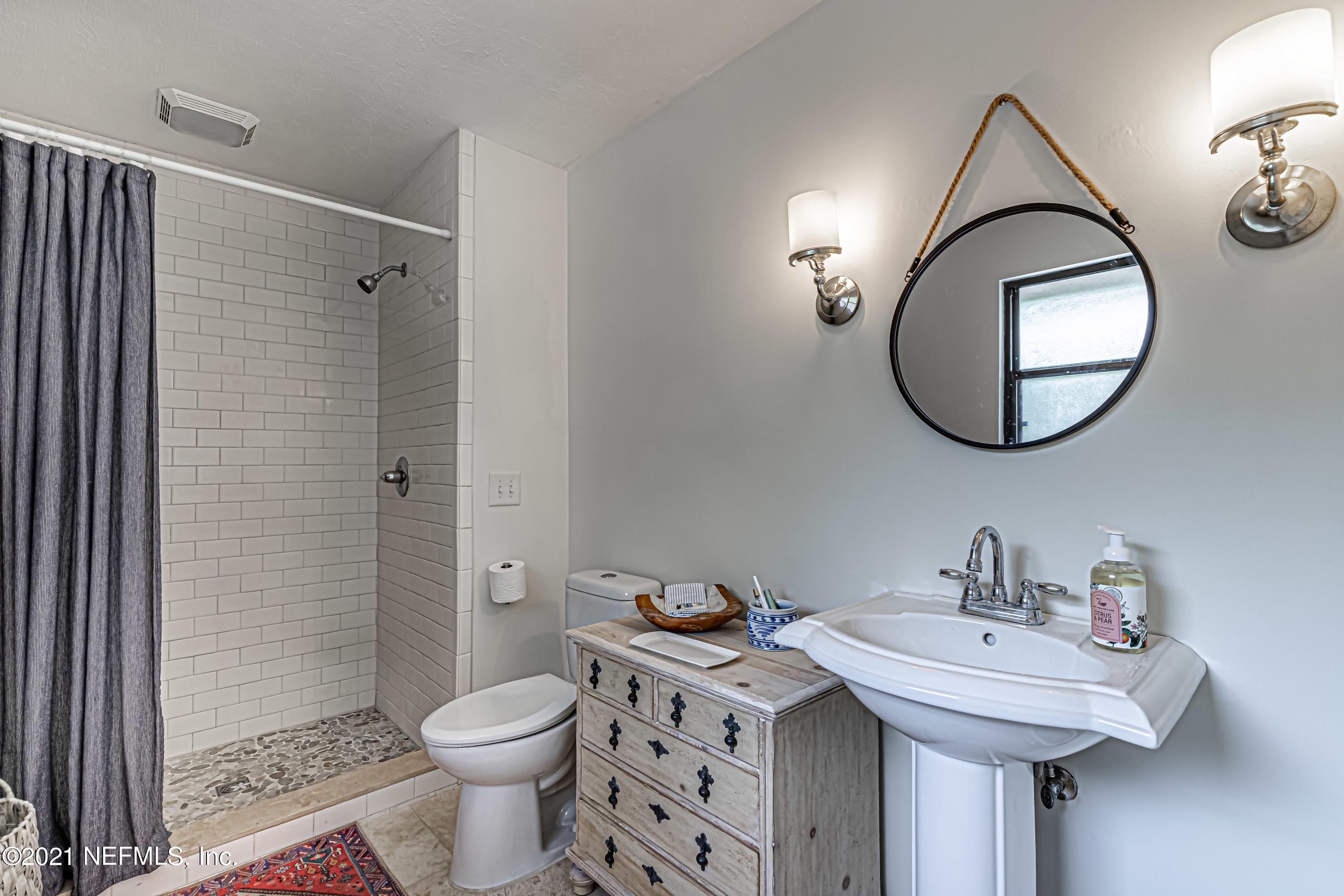 2548 Red Fox Road Orange Park, FL 32073 - Photo 30 of 40 30-Owner's Bathroom