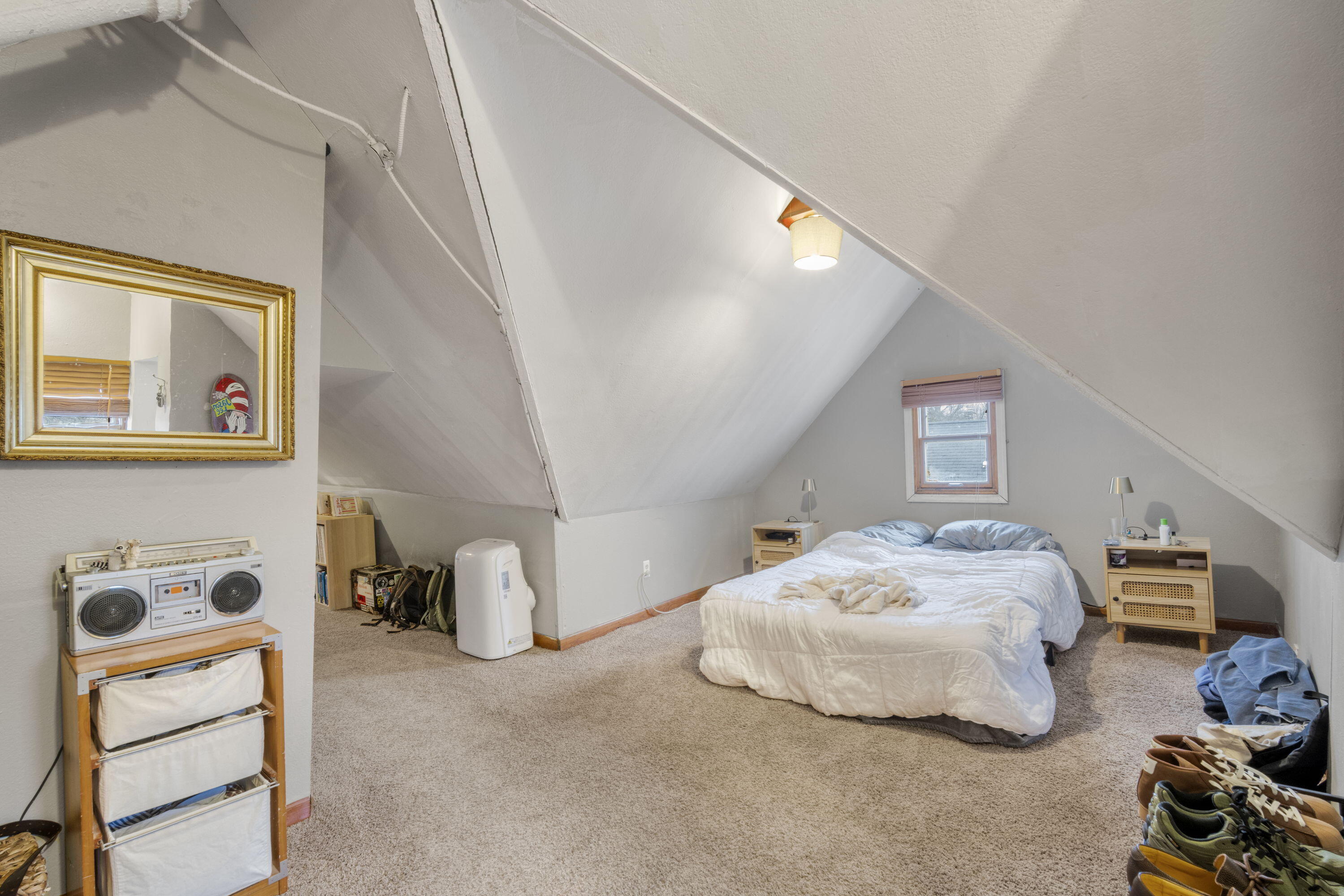 2523 South Austin Street, Unit 2523A Milwaukee, WI 53207 - Photo 11 of 28 10_imgDSC03292