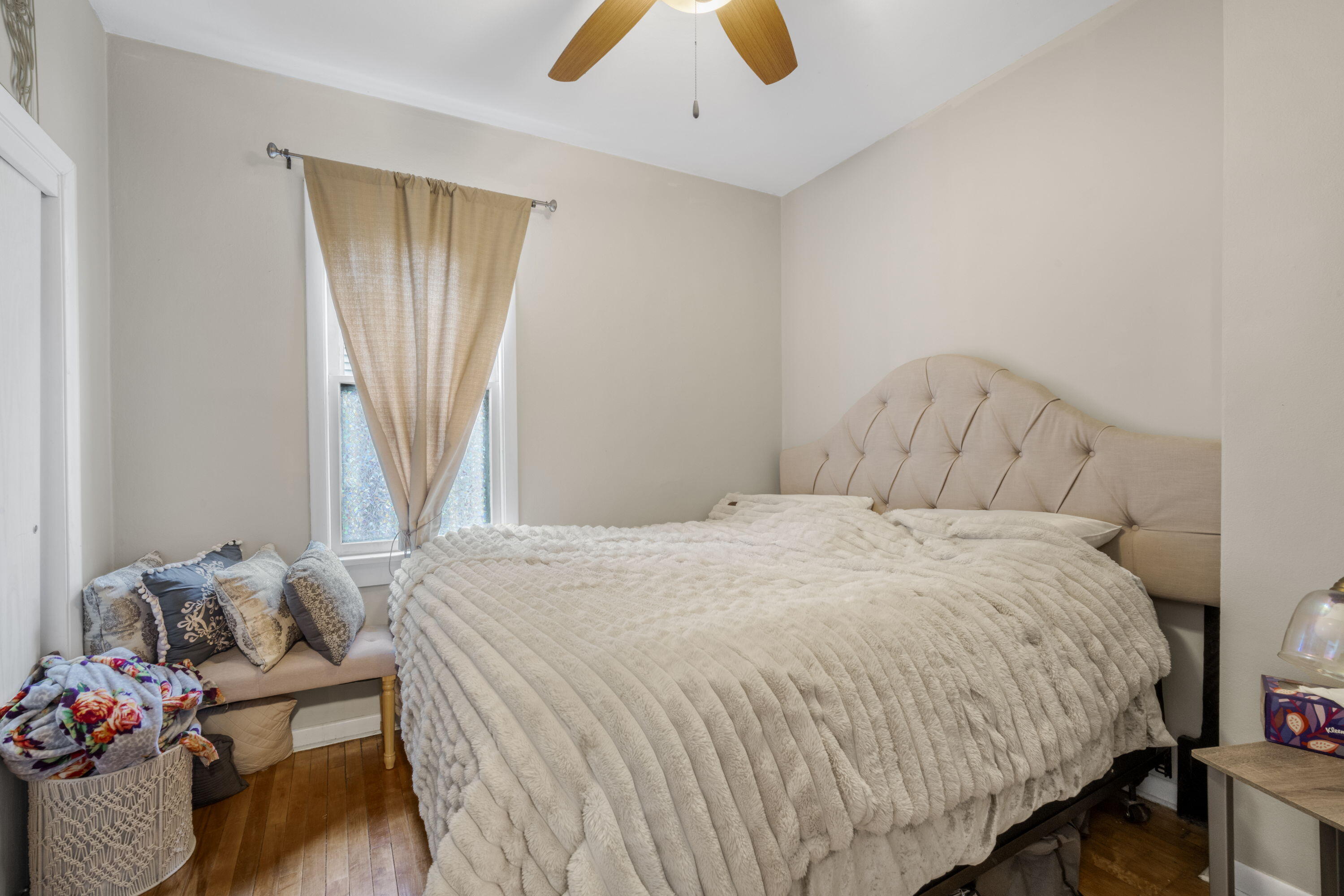 2523 South Austin Street, Unit 2523A Milwaukee, WI 53207 - Photo 18 of 28 17_imgDSC03327