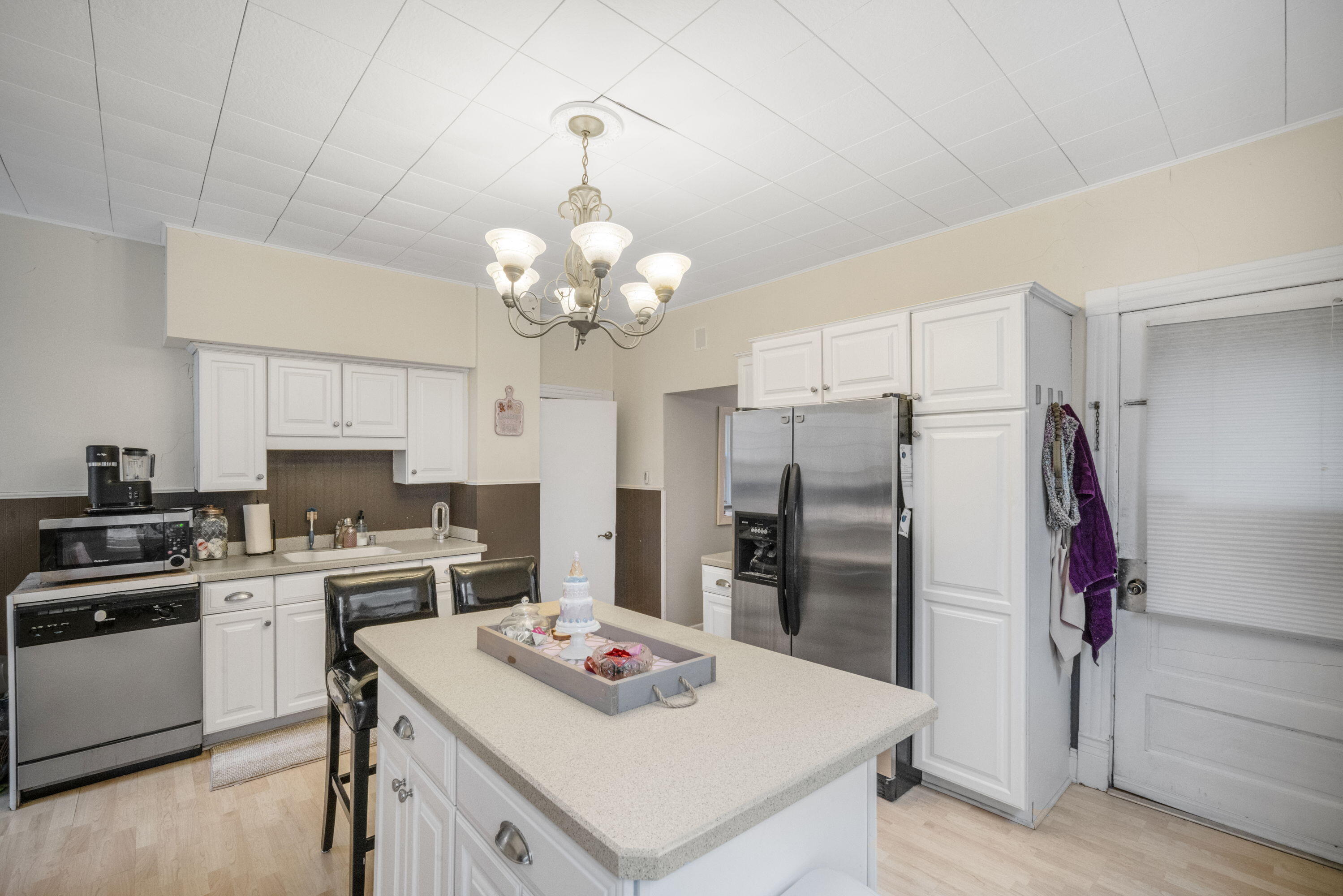 2523 South Austin Street, Unit 2523A Milwaukee, WI 53207 - Photo 22 of 28 21_imgDSC03347