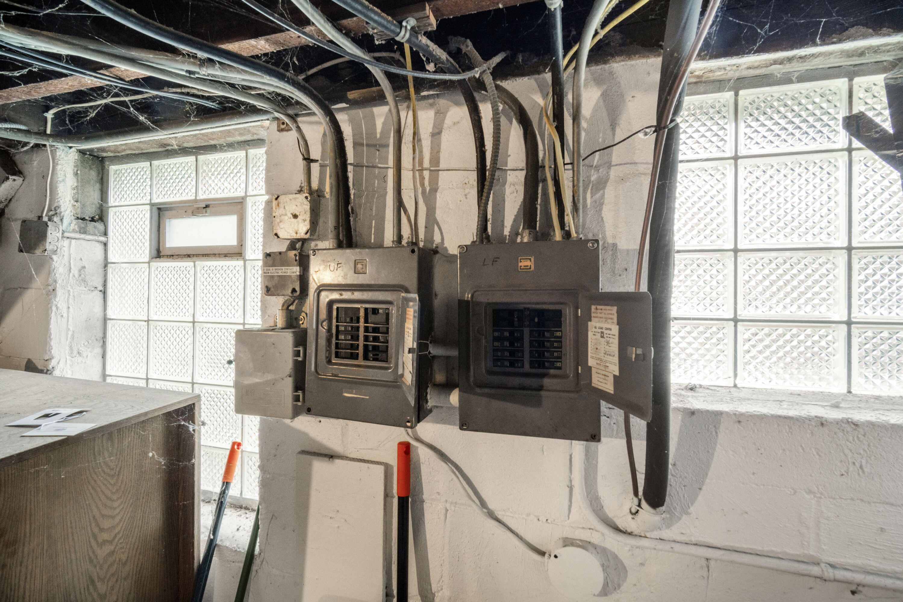 2523 South Austin Street, Unit 2523A Milwaukee, WI 53207 - Photo 23 of 28 22_imgDSC03352