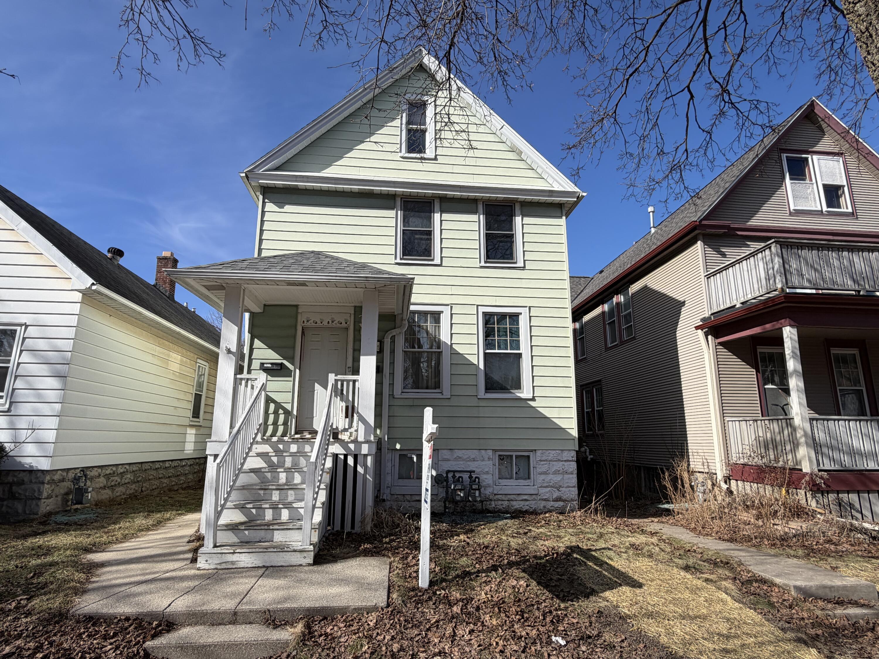 2523 South Austin Street, Unit 2523A Milwaukee, WI 53207 - Photo 27 of 28 IMG_8385