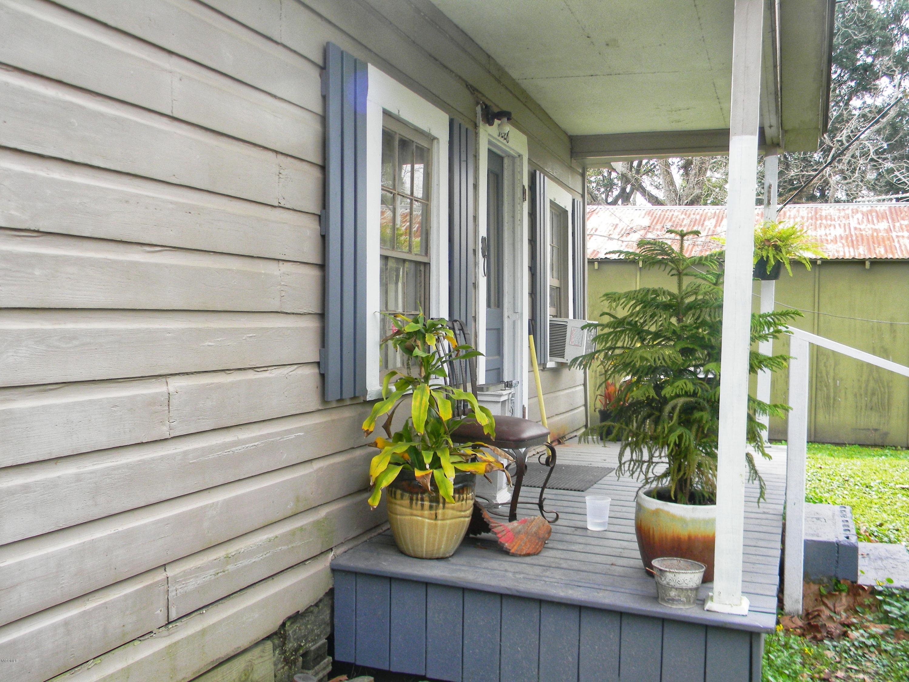 5228 Elder Street Moss Point, MS 39563 - Photo 2 of 7 2