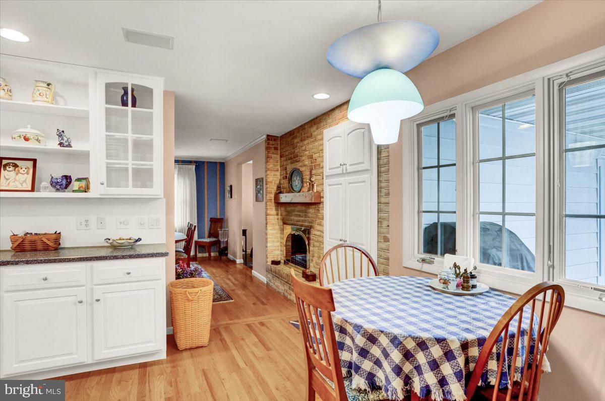 2040 Trooper Road Reading, PA 19602 - Photo 18 of 53 Kitchen