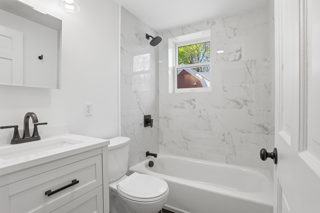 70 Commandants Way, Unit 70 Chelsea, MA 02150 - Photo 19 of 36