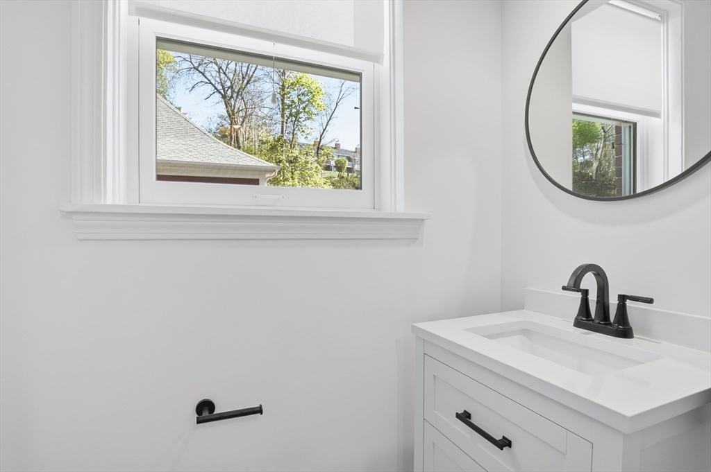 70 Commandants Way, Unit 70 Chelsea, MA 02150 - Photo 26 of 36
