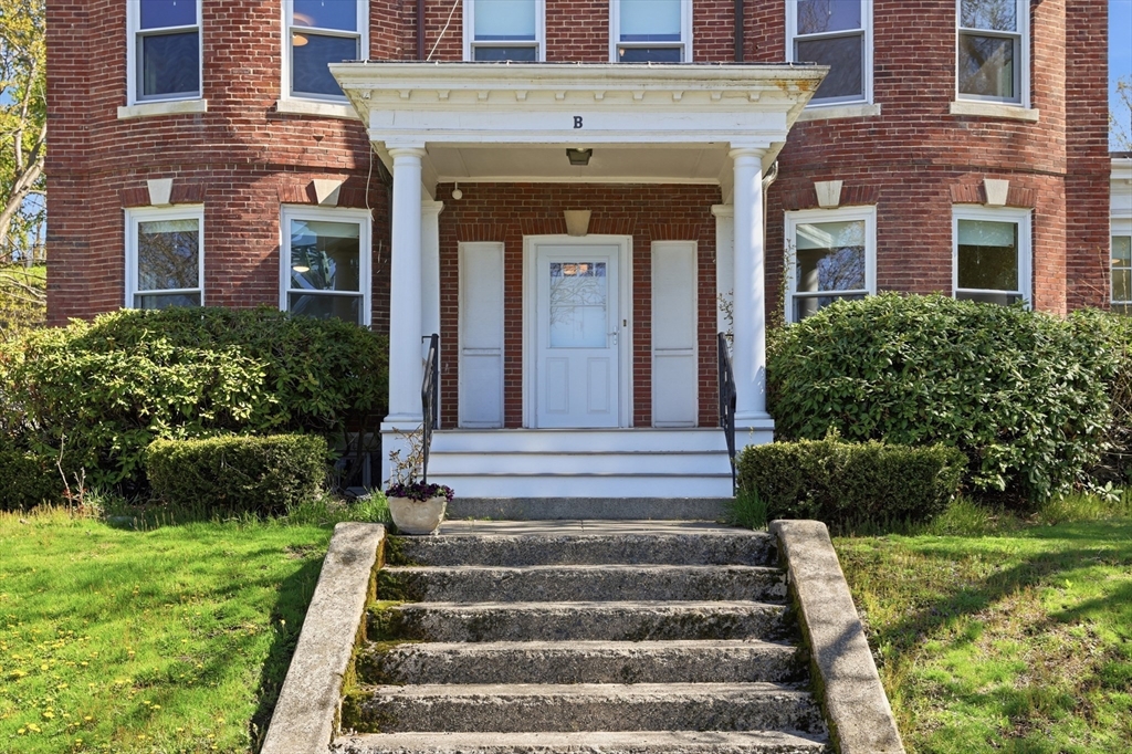 70 Commandants Way, Unit 70 Chelsea, MA 02150 - Photo 28 of 36