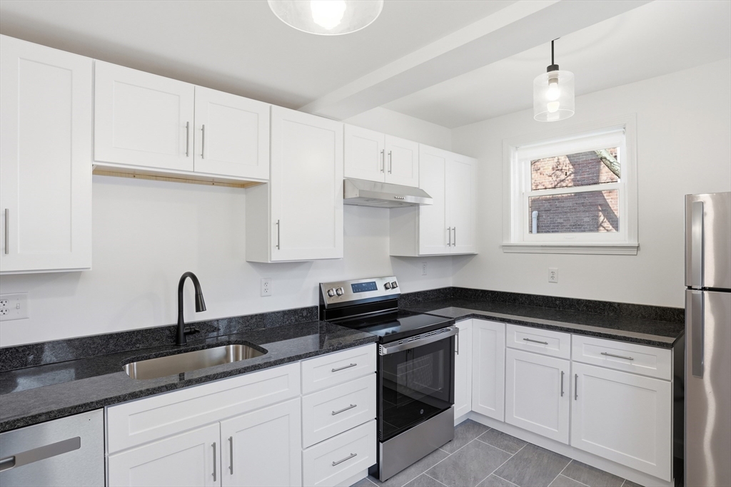 70 Commandants Way, Unit 70 Chelsea, MA 02150 - Photo 3 of 36