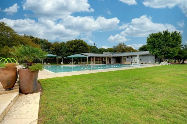 $739,900 | 9001 Full Moon Cove, Round Rock, TX 78681