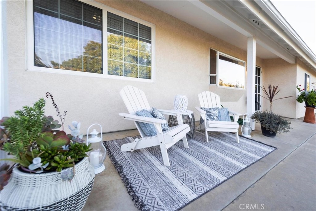 203 Rhesa Lane Fallbrook, CA 92028 - Photo 7 of 56