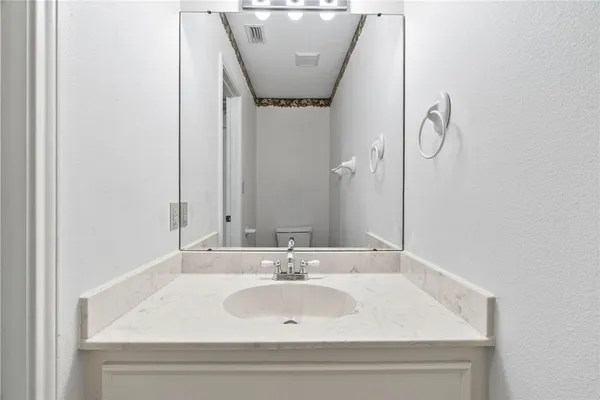 $399,900 | 102 St Andrews Street, Rockport, TX 78382