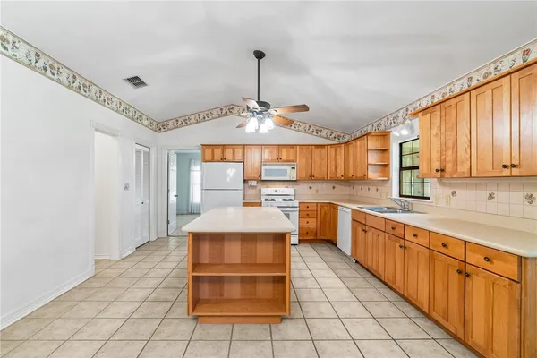 $399,900 | 102 St Andrews Street, Rockport, TX 78382