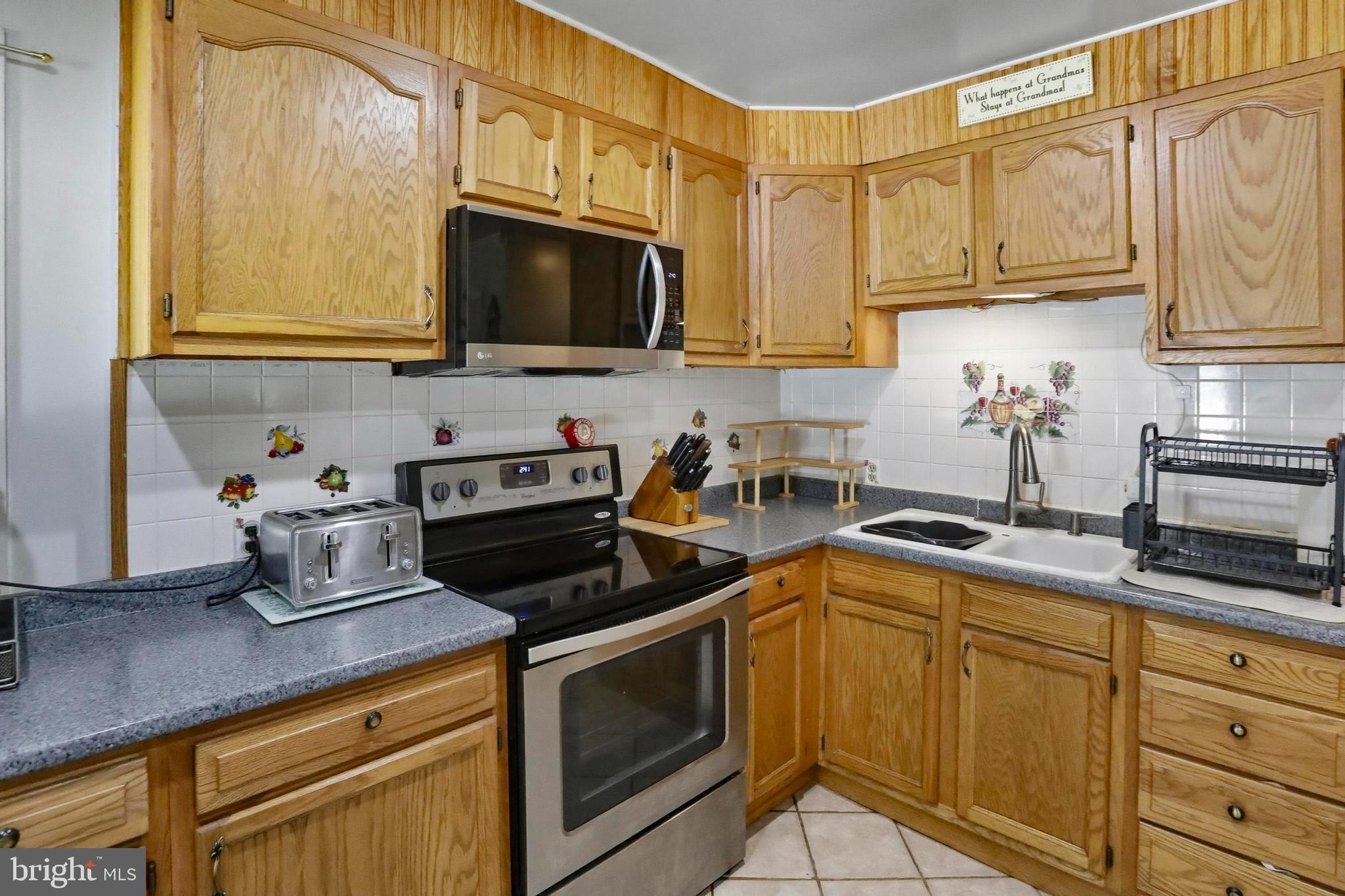 454 Landis Store Road Boyertown, PA 19512 - Photo 26 of 48 Quaint kitchen