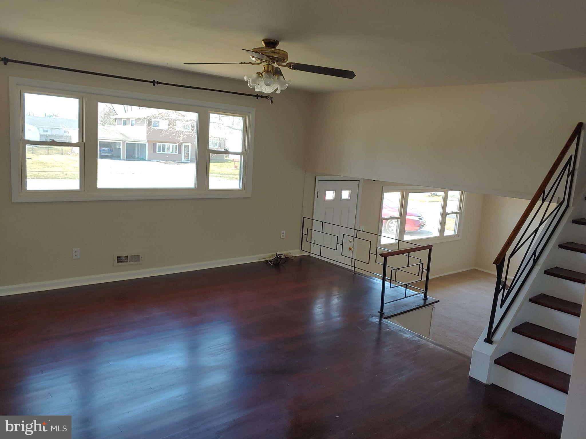 720 South Harmony Road Newark, DE 19713 - Photo 5 of 50