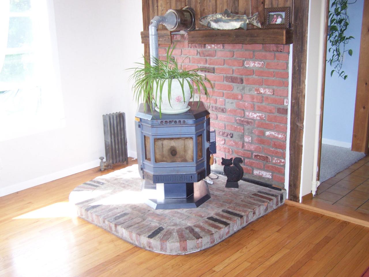 296 Pecks Road Pittsfield, MA 01201 - Photo 4 of 5 Pellet Stove