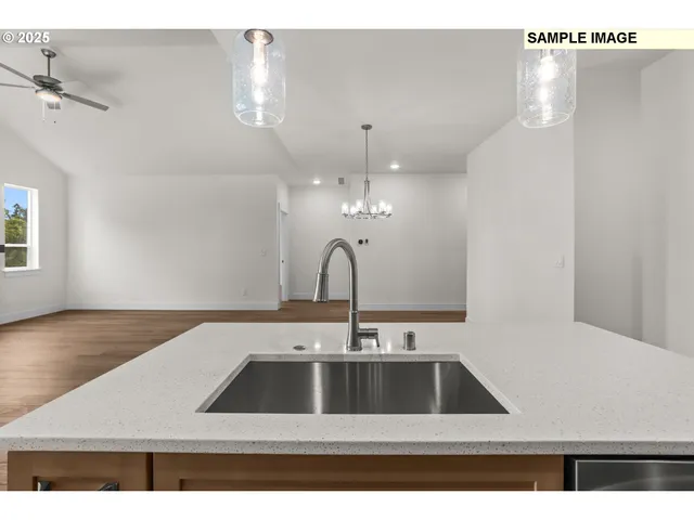 $599,900 | 2243 East Otter Loop, Unit 58, La Center, WA 98629