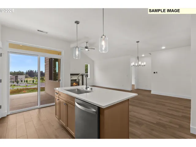 $599,900 | 2243 East Otter Loop, Unit 58, La Center, WA 98629