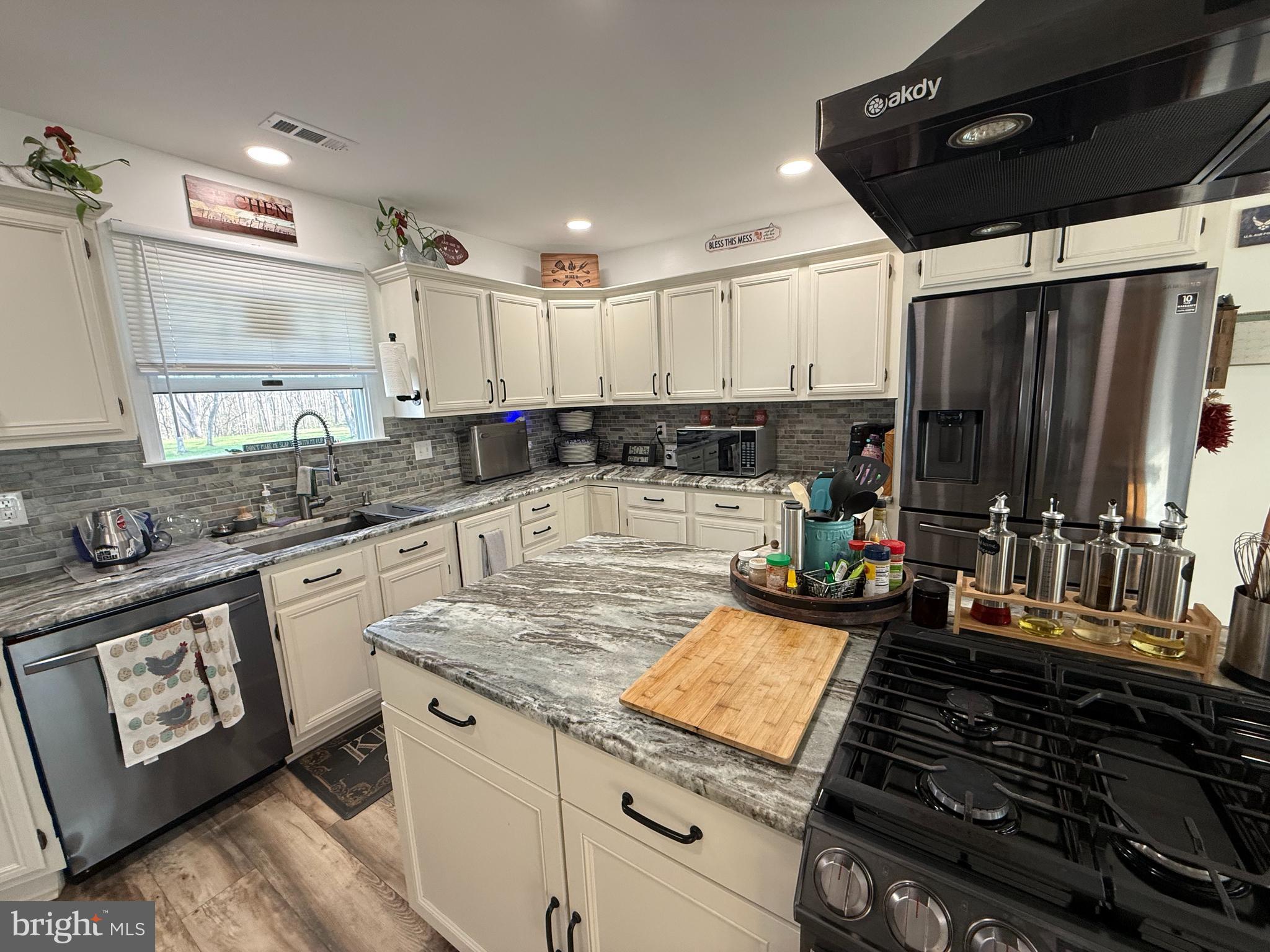 241 Cropp Road Fredericksburg, VA 22406 - Photo 15 of 26