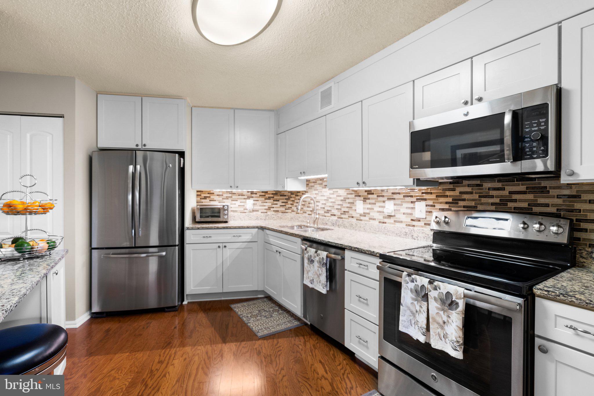 15107 Interlachen Drive, Unit 818 Silver Spring, MD 20906 - Photo 15 of 51 Kitchen