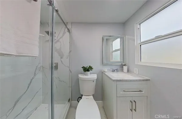 $1,299,998 | 805-801 Earlham Street, Pasadena, CA 91101