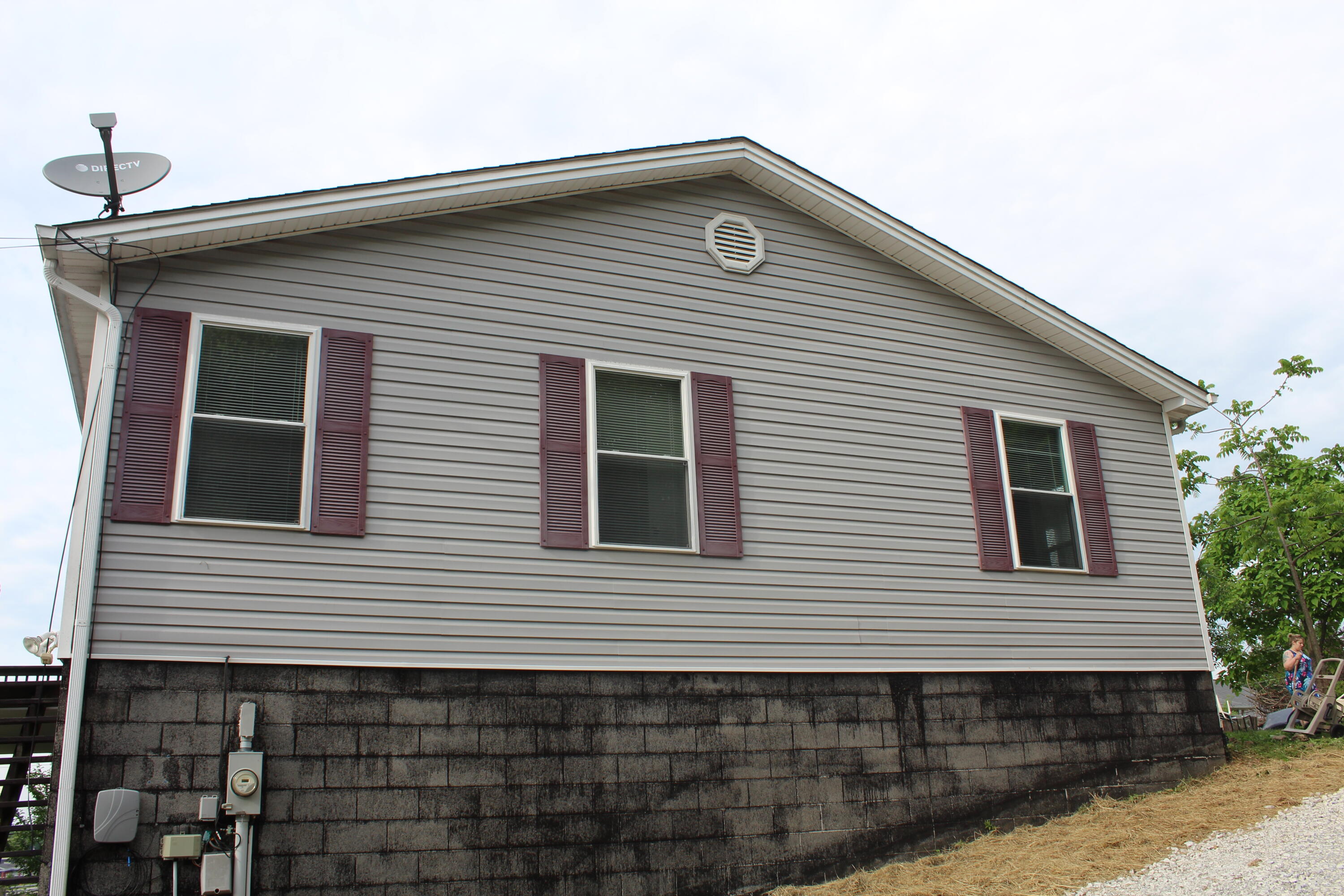 213 Davis 004