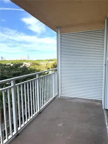 a view of a terrace with sky view