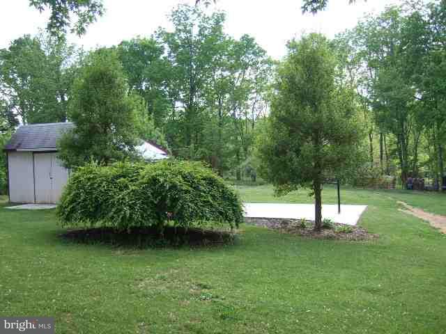135 North Fileys Road Dillsburg, PA 17019 - Photo 4 of 9 Gallery Image 4