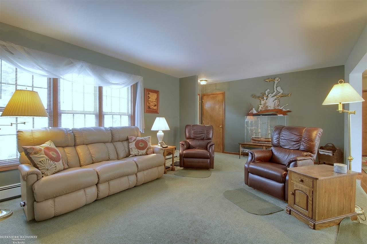 1660 Cochrane Road Allenton, MI 48002 - Photo 5 of 30 Great Room