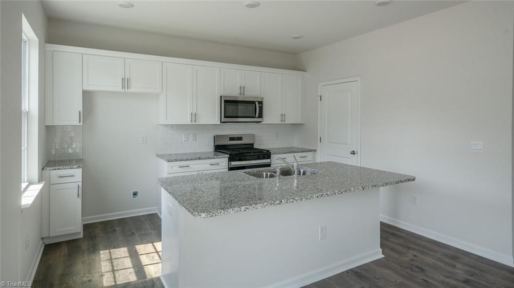 381 Falcon Lane Lexington, NC 27295 - Photo 8 of 29 *photos are of model home and are for representational purposes only.