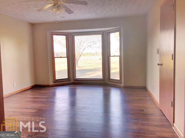 182 Moore Road Hartwell, GA 30643 - Photo 5 of 13