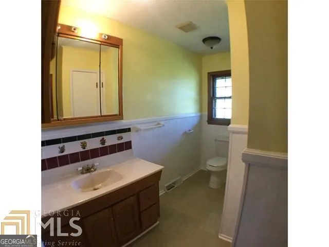 $1,600 | 182 Moore Road, Hartwell, GA 30643