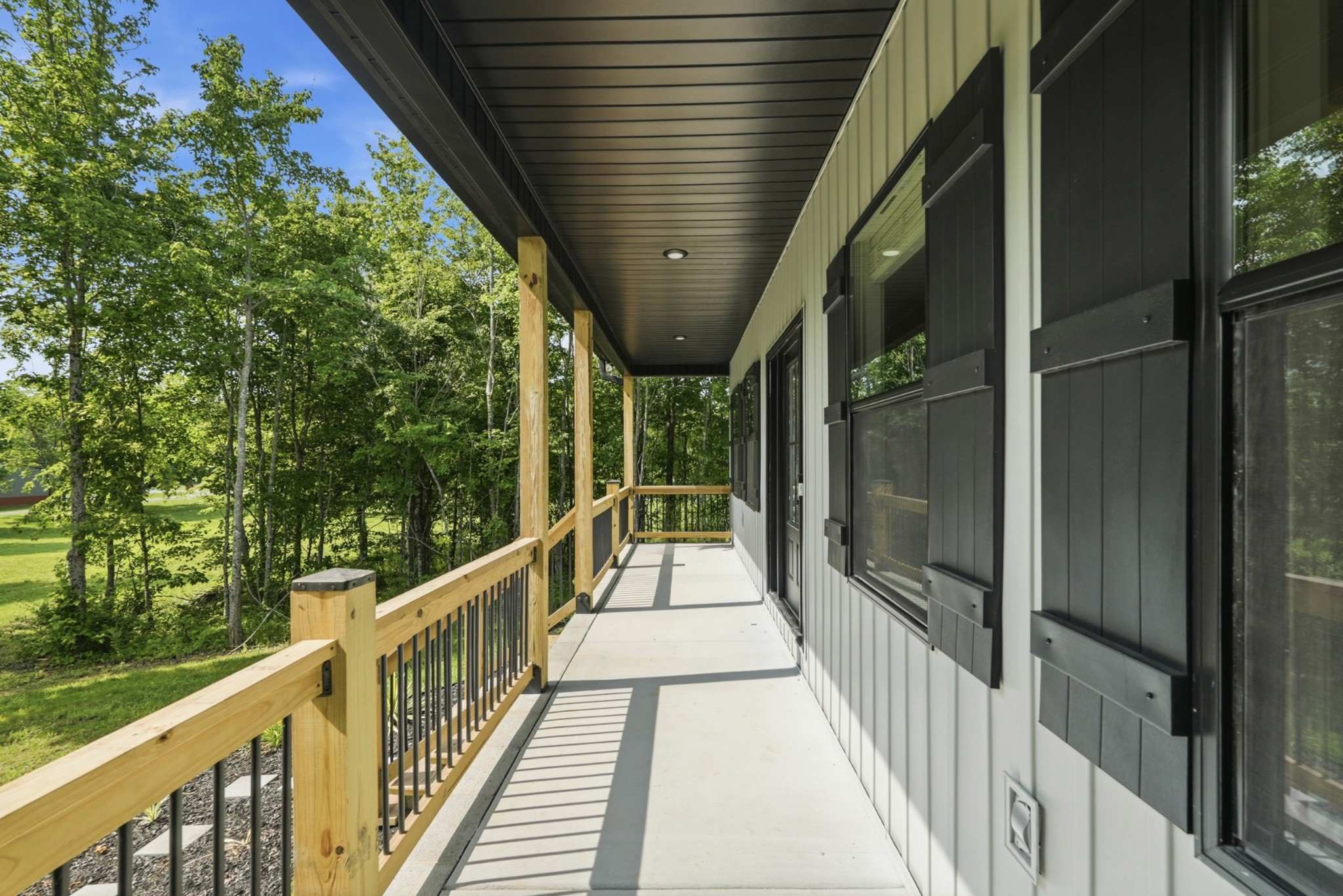 698 Dearman Street Smithville, TN 37166 - Photo 5 of 34