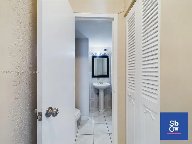 a bathroom with a toilet