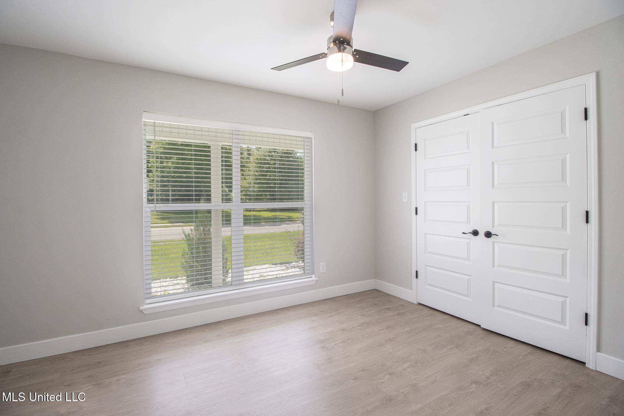 282 Mccool Street Ocean Springs, MS 39564 - Photo 17 of 22 282-21