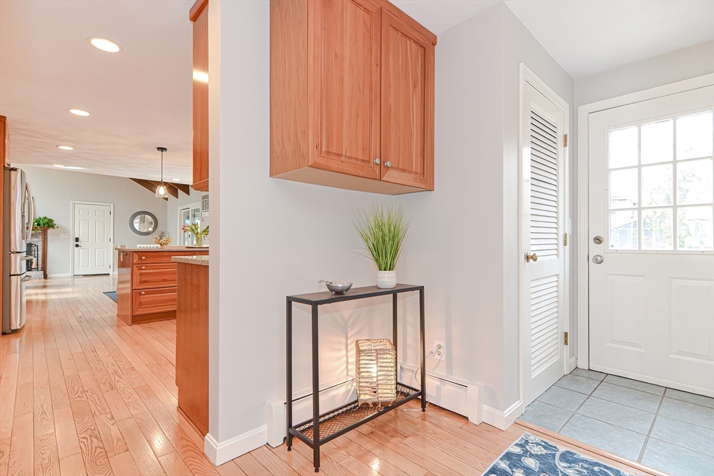 19 Grist Mill Road Acton, MA 01720 - Photo 11 of 41 Gallery Image 11