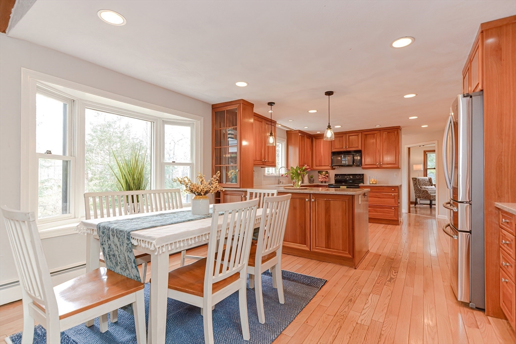 19 Grist Mill Road Acton, MA 01720 - Photo 6 of 41 Gallery Image 6