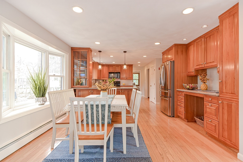 19 Grist Mill Road Acton, MA 01720 - Photo 7 of 41 Gallery Image 7