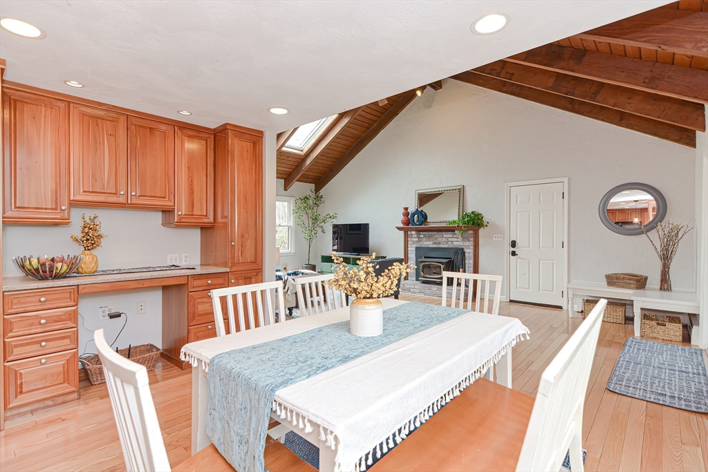 19 Grist Mill Road Acton, MA 01720 - Photo 8 of 41 Gallery Image 8