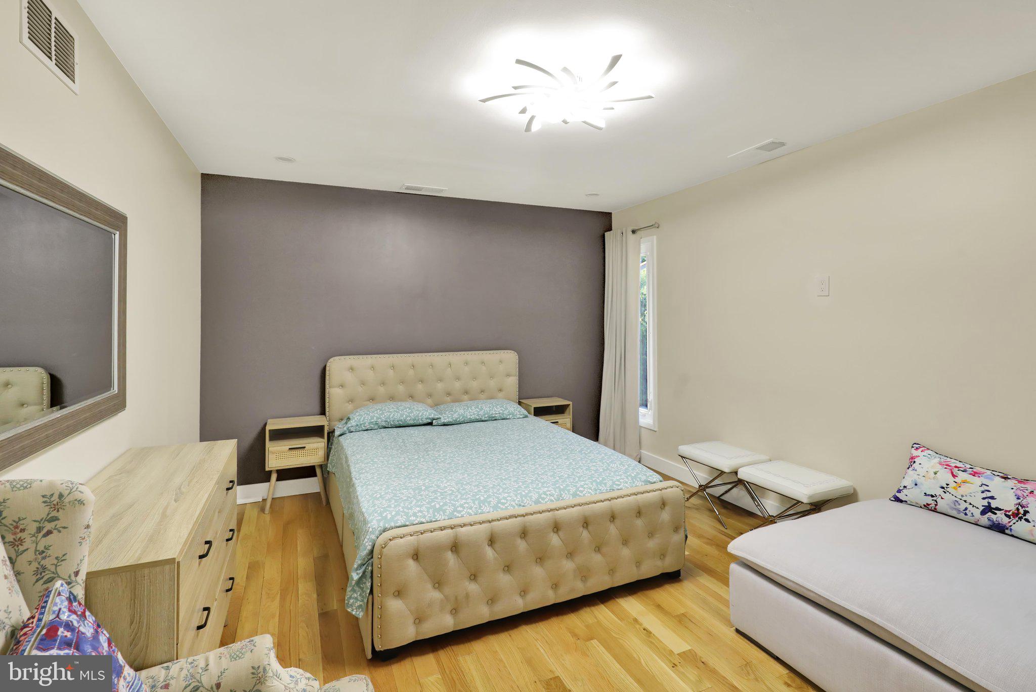 2210 Greenwood Road Allentown, PA 18103 - Photo 38 of 61 360_3493