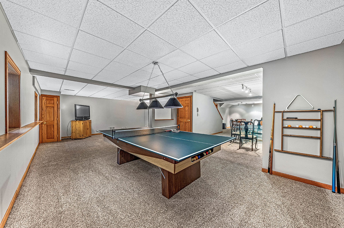 4435 Esquire Circle Naperville, IL 60564 - Photo 28 of 45