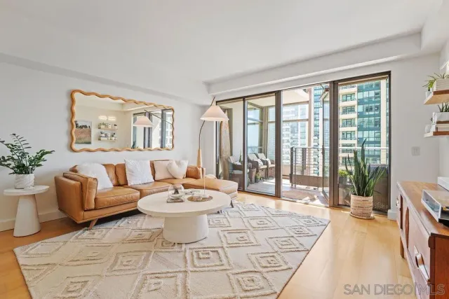 $1,500,000 | 645 Front Street, Unit 1215, San Diego, CA 92101