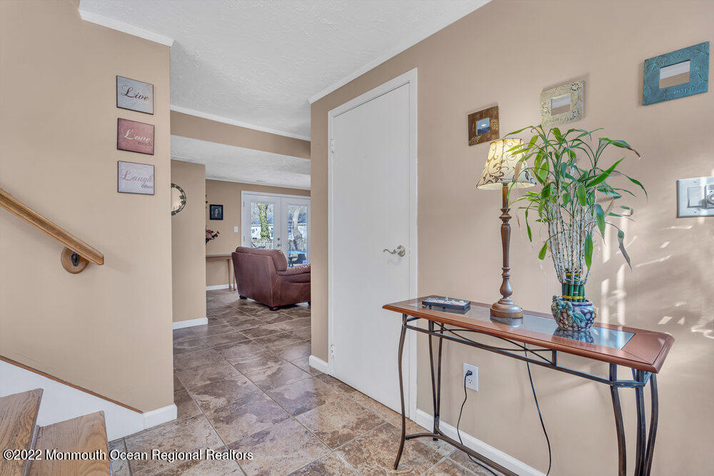 30 Tarrytown Road Manalapan, NJ 07726 - Photo 32 of 59 033_dsc09866