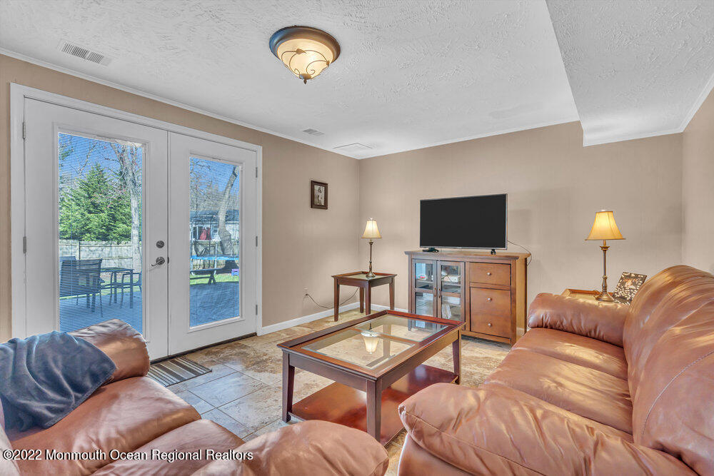 30 Tarrytown Road Manalapan, NJ 07726 - Photo 33 of 59 034_dsc09880