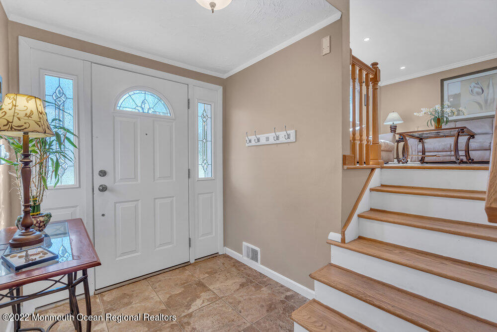 30 Tarrytown Road Manalapan, NJ 07726 - Photo 8 of 59 009_dsc09856