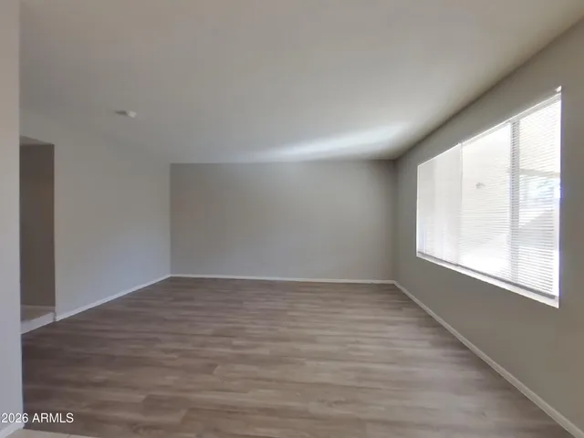 $1,909 | 4127 West Mission Lane, Phoenix, AZ 85051