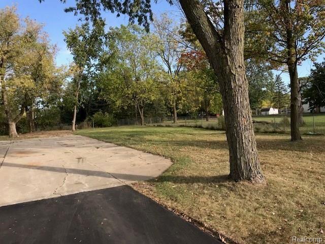 5124 North McKinley Road Flushing, MI 48433 - Photo 28 of 30 IMG_1255.jpg