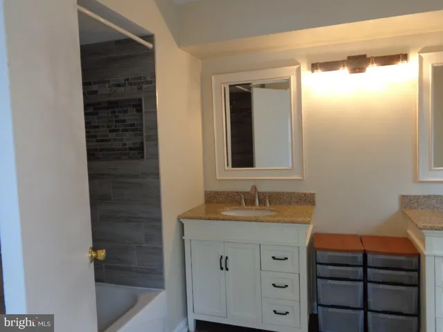 $2,700 | 115 Federal Court, Unit 2, Princeton, NJ 08540