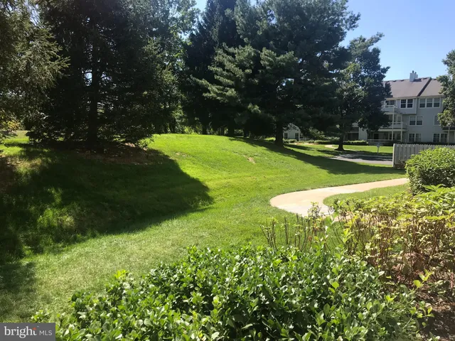 $2,700 | 115 Federal Court, Unit 2, Princeton, NJ 08540