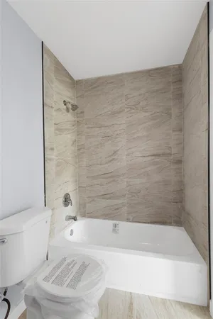 $3,150 | 683 Northwest 21st Street, Pompano Beach, FL 33060